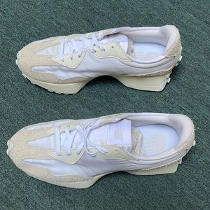 New Balance - 327 Sneakers